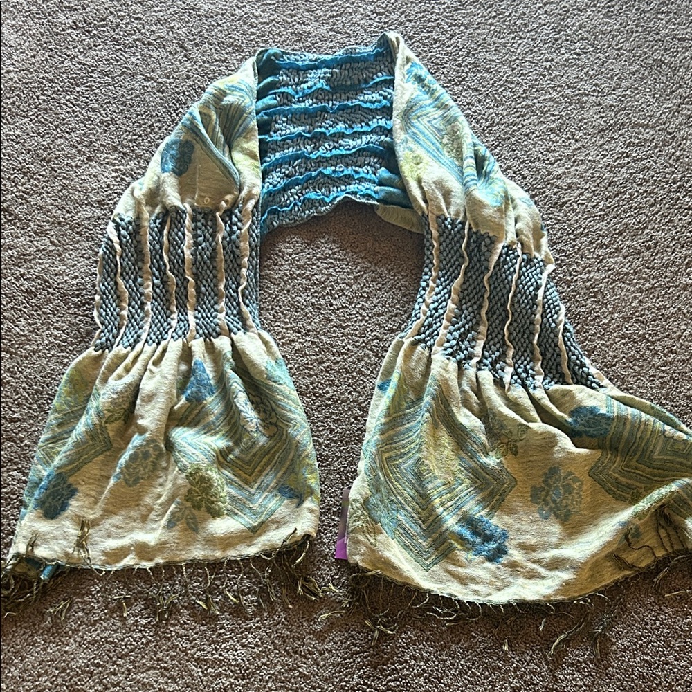 Blue & Line Patterned Women's Scarf Wrap by